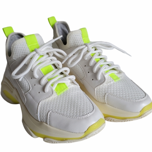 Steve Madden Shoes - Steve Madden Arelle Exggerated Sole Sneakers Sz 7